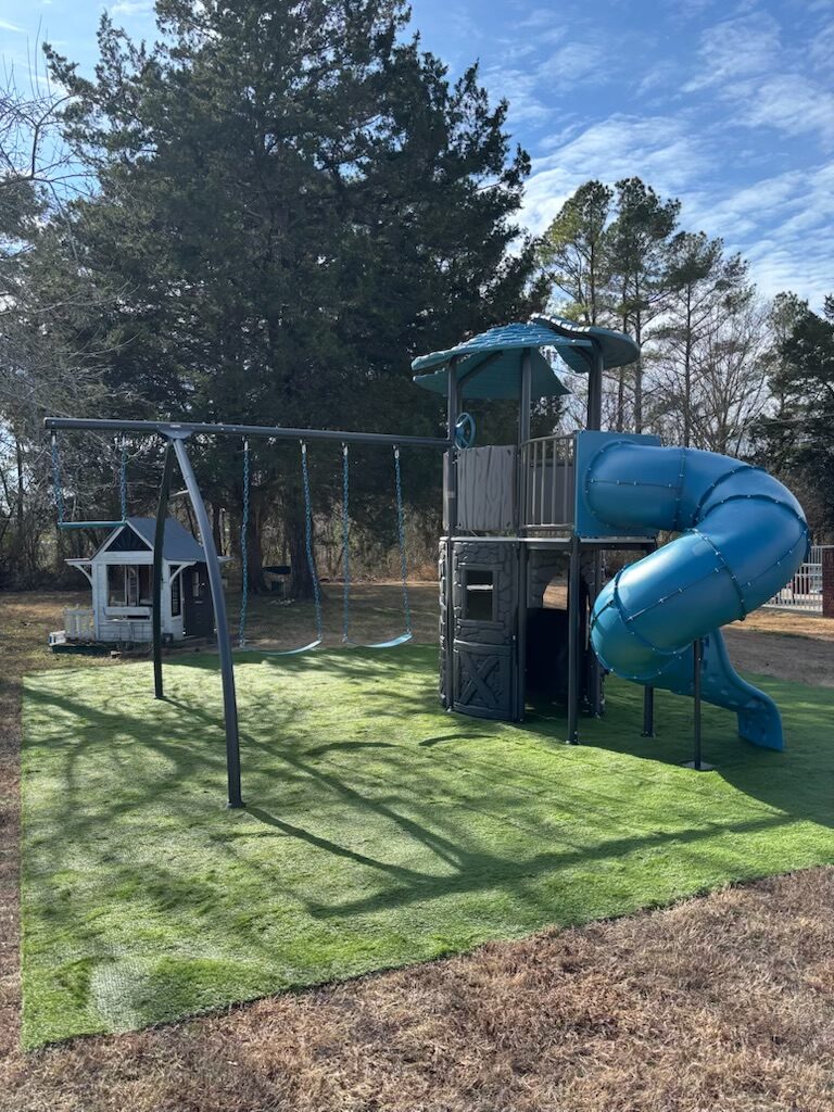 Playhouse Assembly in Killen