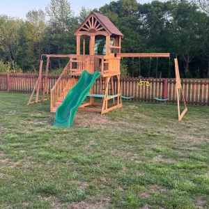 Playhouse Assembly Service in Killen